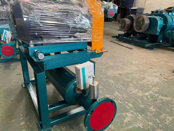密集型罗茨鼓91免费版安装黄色 发货江苏xqssr50密集型罗茨鼓91免费版安装黄色2台(图2)
